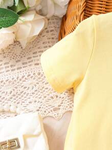 SHEIN 少女圖形對比網眼蝴蝶結前裝t恤 - 黃色 - 查看 3