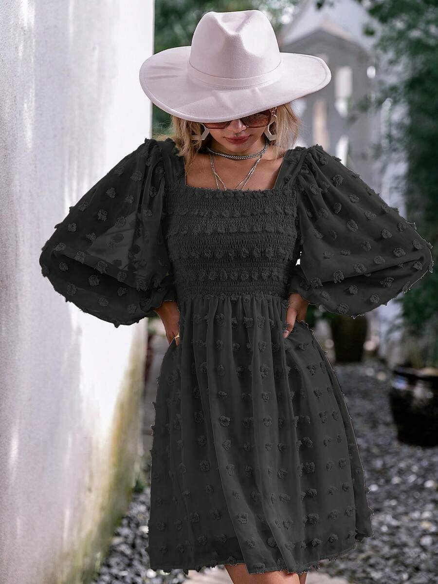 Simplee 圓點方領燈籠袖連衣裙 - 黑色 - 查看 1