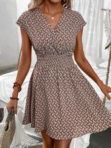 SHEIN LUNE 滿版印花蝙蝠袖洋裝 - 卡其色 - 查看 1