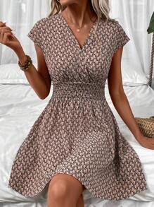 SHEIN LUNE 滿版印花蝙蝠袖洋裝 - 卡其色 - 查看 3