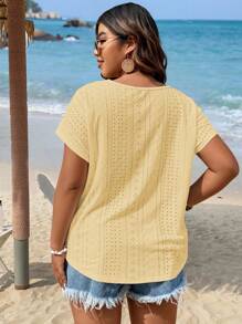 SHEIN Clasi 大碼網眼刺繡蝙蝠袖T恤 - 黃色 - 查看 2