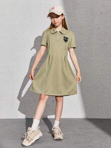 SHEIN 休閒字母女童連衣裙前紐扣 - 軍綠色 - 查看 5