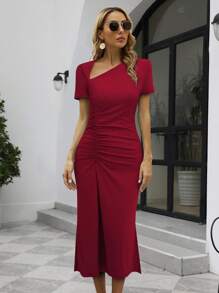 HOMEYEE Vestido fruncido delantero de cuello asimétrico - Burdeos - Ver 1