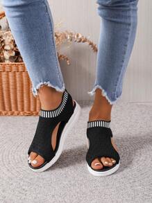 Sandal Sporty Hitam Untuk Wanita, Sandal Olahraga Cut Out Pola Garis-Garis - Hitam - View 5