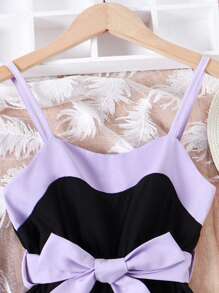 SHEIN Chicas con cinturón Mono de tirantes & con parte delantera abierta Abrigo Set - Multicolor - Ver 6