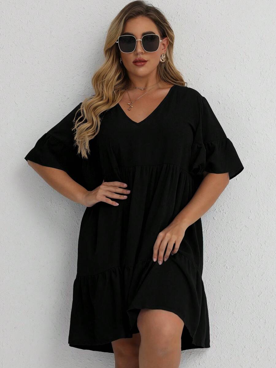 SHEIN LUNE فستان سموك موحدة اللون اكمام منتفضة مقاس كبير