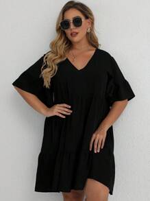 SHEIN LUNE فستان سموك موحدة اللون اكمام منتفضة مقاس كبير