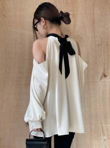 DAZY Contrast Trim Cold Shoulder Fold Pleated Detail Blouse Long Sleeve Top