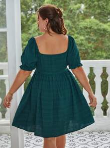 SHEIN Frenchy 大碼雞心領口前抽繩泡泡袖連衣裙 - 墨綠色 - 查看 5