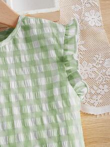 SHEIN Bebé Shorts con top con estampado de guingán ribete con fruncido con botón trasero