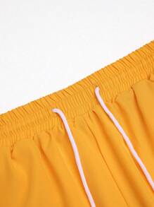 Manfinity RSRT Men Floral Print Shirt & Drawstring Waist Shorts