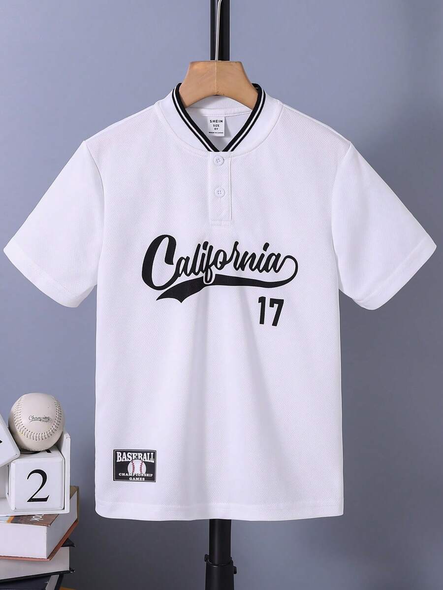 SHEIN 休閒前紐扣字母 條紋男童Polo襯衫 - 白色 - 查看 1