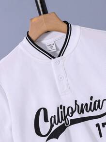 SHEIN 休閒前紐扣字母 條紋男童Polo襯衫 - 白色 - 查看 3