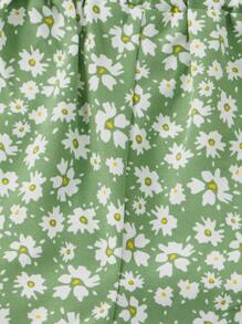 SHEIN 少女雙肩露肌萵苣邊設計短袖上衣和小花印花短褲 - 青檸色 - 查看 5