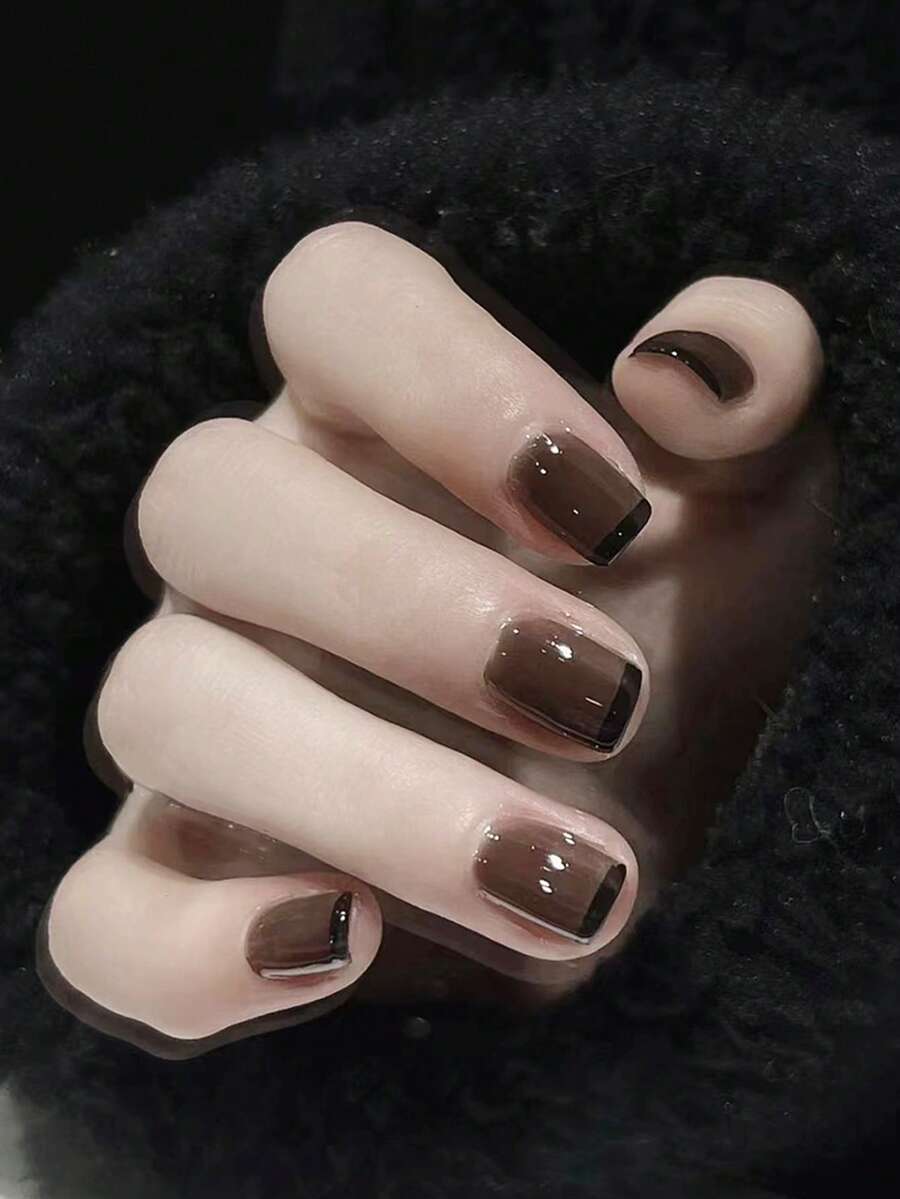 Nâng cấp ngay lập tức vẻ ngoài của bạn với 24 chiếc Bộ móng tay giả hình vuông ngắn kiểu Pháp - Nhiều màu - Xem 1