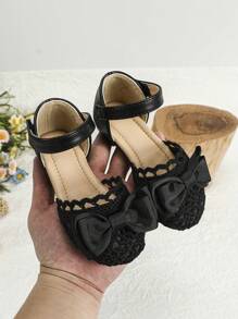 Baby Girls Bow Decor Hollow Out Scallop Trim Dây đeo mắt cá chân Căn hộ ngoài trời - màu đen - Xem 4