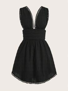 Soleia Đầm Lộ Lưng Xù màu trơn Boho - màu đen - Xem 1