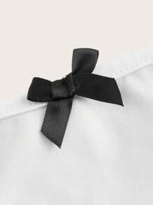ROMWE Camiseta con encaje en contraste de hombros descubiertos - Blanco y Negro - Ver 3