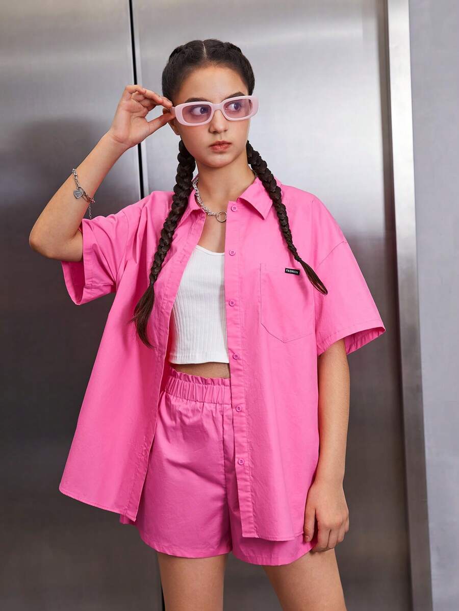 SHEIN Leap Crew 青少年女孩字母貼布落肩袖襯衫和短褲不附吊帶上衣