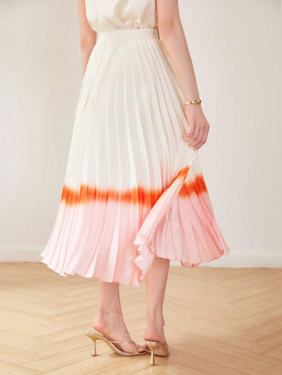 PLEATED TIE-DYE SKIRT