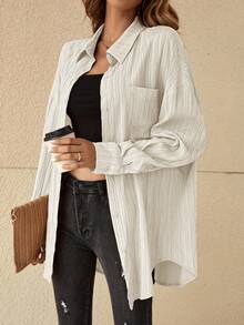 SHEIN LUNE Camisa de hombros caídos con parche de bolsillo con botón delantero - Beis - Ver 4