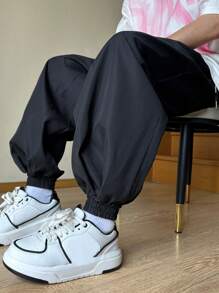 Manfinity Hypemode Men Solid Drawstring Waist Pants - Black - View 4