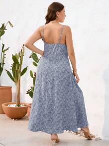 SHEIN VCAY 大碼碎花高衩吊帶連衣裙 - 藏蓝色 - 查看 2