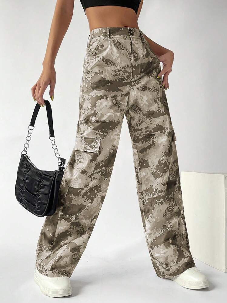 SHEIN EZwear Pantalones cargo con estampado de camuflaje con bolsillo con solapa - Multicolor - Añade 5