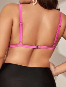 SHEIN Swim Curve Plus Floral Jacquard Triangle Bikini Top - Hot Pink - View 2