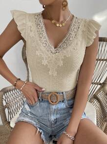 SHEIN Frenchy 拼接水溶蕾絲荷葉邊T恤 - 杏色 - 查看 1