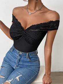 SHEIN Privé 蕾絲拼接前扭結一字肩T恤 - 黑色 - 查看 6