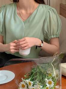 DAZY Solid Puff Sleeve V Neck Blouse - Green - View 2