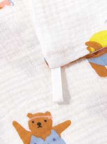 3入組嬰兒花和小熊印花織物擦嘴餵食手帕成套工具適用於日常使用