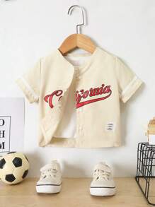 嬰兒男童夏季短袖T恤，字母印花和貼片細節設計，休閒風格 - 杏色 - 查看 1