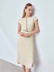 MOTF PREMIUM 珍珠拼接中長緊身連衣裙 - 米色 - 查看 6