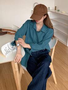 Camisa amplia unicolor de hombros caídos - Azul Cadete - Ver 5