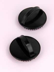 2件装塑料按摩洗发刷，用于清洁头皮，发刷，梳子，美发工具，美发产品及配件，适用于理发店、美容院、旅行必备、返校季、旅行度假必备、女士美发配件、刷子、发梳、梳子、解结梳、球形梳、迷你发梳、发梳套装、木梳、发梳、迷你发梳、解结梳、发梳、美发产品、美发工具、美发用品、卷发梳、美发设备、旅行必备、发型、美发、发梳、背梳、造型梳、卷发梳、边缘梳、发梳、梳发、发梳套装、梳发、卷发梳、解结梳、女士发梳、头发、旅行、美发产品、美发工具、美发用品、理发师、理发师配件、理发店、美发设备 - 黑色 - 查看 4