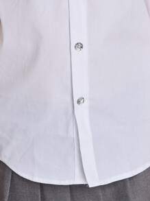 Camisa formal para niñas con botones transparentes, diseño plisado y borde inferior redondeado para uniforme escolar y actuación en primavera/verano. - Blanco - Ver 3