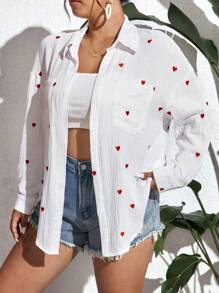 SHEIN Frenchy 大碼愛心刺繡落肩袖口袋貼布襯衫 - 白色 - 查看 3