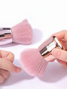1支多功能蘑菇頭粉底掃,化妝工具適用於定妝和修容