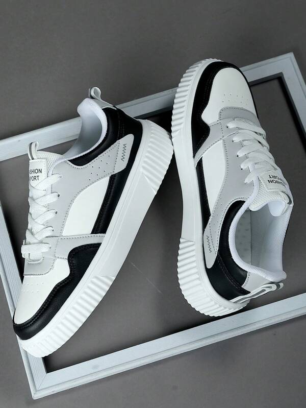 Sporty Skate Shoes For Men, Colorblock Letter Patch Decor Lace-up Front Sneakers