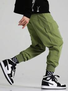 Manfinity Hypemode Men Letter Patched Detail Flap Pocket Cargo Trousers - Army Green - View 3