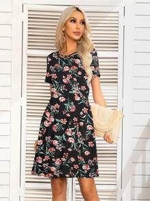 DEARCASE 印花前交叉洋裝 - 黑色 - 查看 1