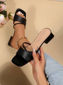 魅力四射踝帶高跟單鞋適用於緞面荷葉邊細高跟高跟鞋 - 黑色 - 查看 1