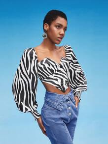 Evelyn Q Designer Zebra Striped Print Sweetheart Neck Lantern Sleeve Crop Top, For Holiday, Vacation - Black and White - View 5