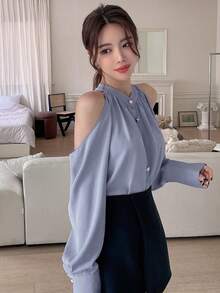 DAZY Cold Shoulder Button Front Flounce Sleeve Blouse - Dusty Blue - View 4