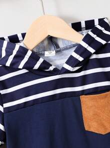SHEIN 小男童條紋圖案補丁貼口袋連帽T恤和短褲 - 藏蓝色 - 查看 4