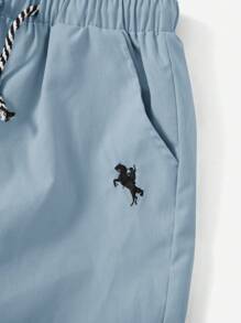 SHEIN 2pcs Tween Boy Woven Knight Embroidery Pocket Drawstring Waist Shorts (1 Of Each Color) - Dusty Blue - View 4