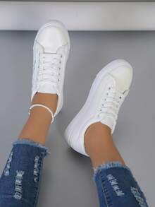 Sporty Skate Shoes For Women, Embroidered Flower Detail Lace-up Front Sneakers - White - View 3