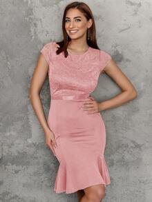 MIUSOL 蕾絲拼接魚尾裙下擺緊身洋裝 - 淺粉色 - 查看 4